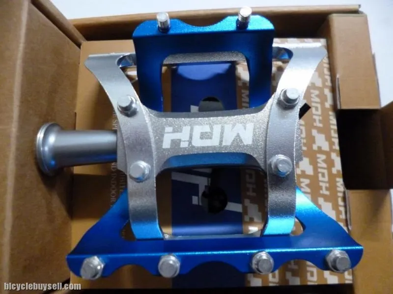 MDH PVB03 - Blue/Silver - 100% CNC with aluminium pins - Superlight Pedals!!
