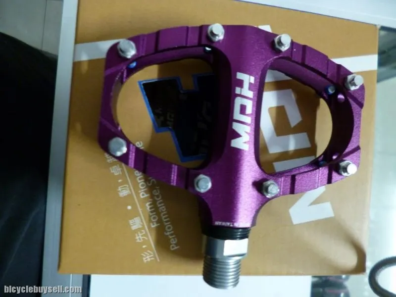 MDH PCA01 - Purple - 100% CNC with Aluminium Pins - Superlight pedals with SEaled Bearing
