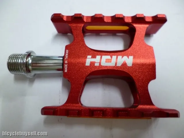 MDH PCC01 - Variety colors - 100% CNC - Superlight sealed bearing pedals