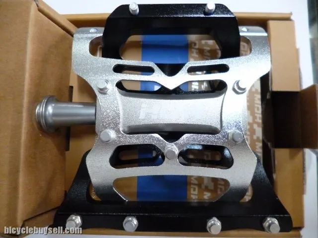 MDH PVB01 - Varieties of Color - 100% CNC with Aluminium pins - Suerlight sealed bearing pedals