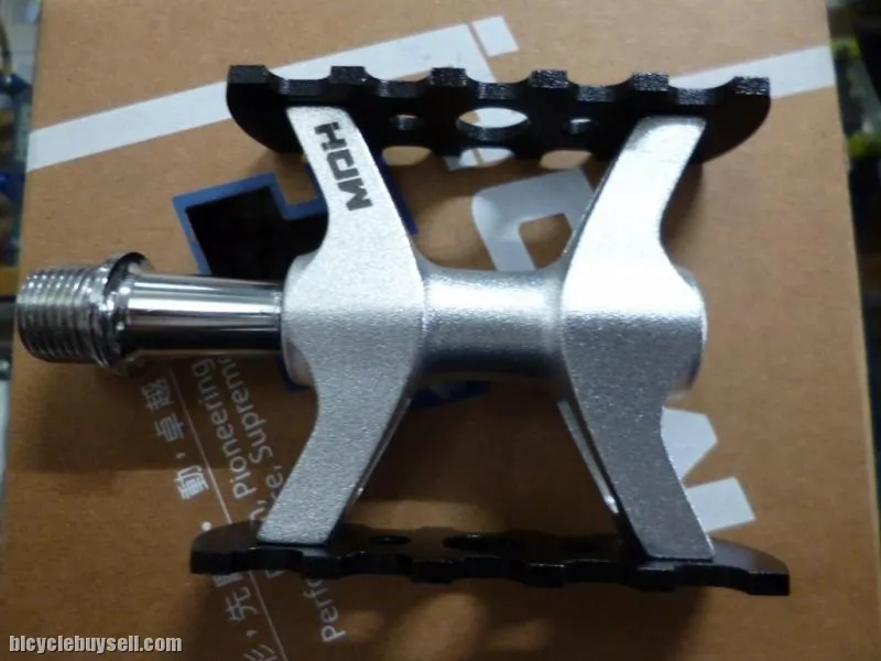 MDH PCA04 - Variety of colors - 100% CNC - Superlight Sealed Bearing pedals