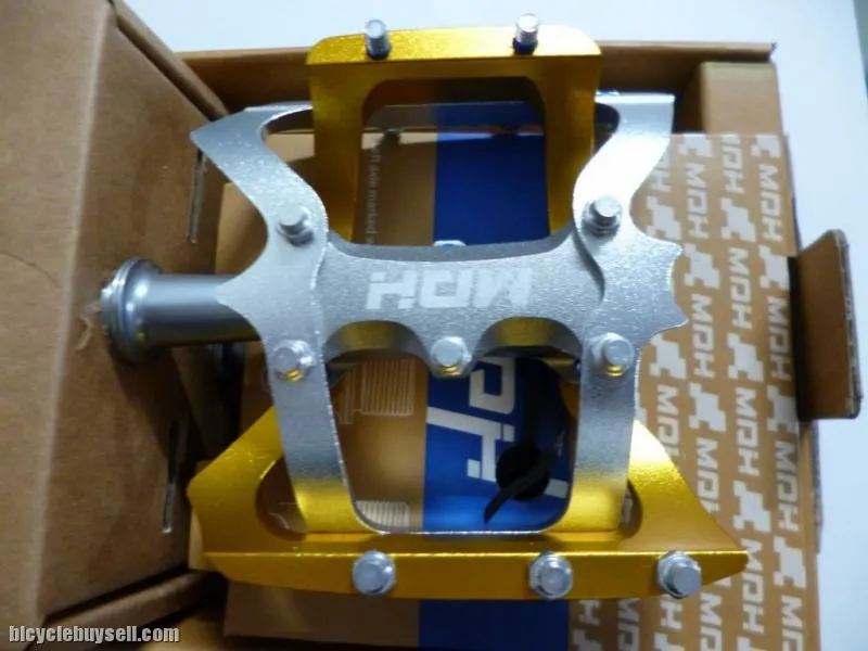 MDH PVA03 - VAriety of Colors - 100% CNC with aluminium pins - Superlight sealed bearing pedal