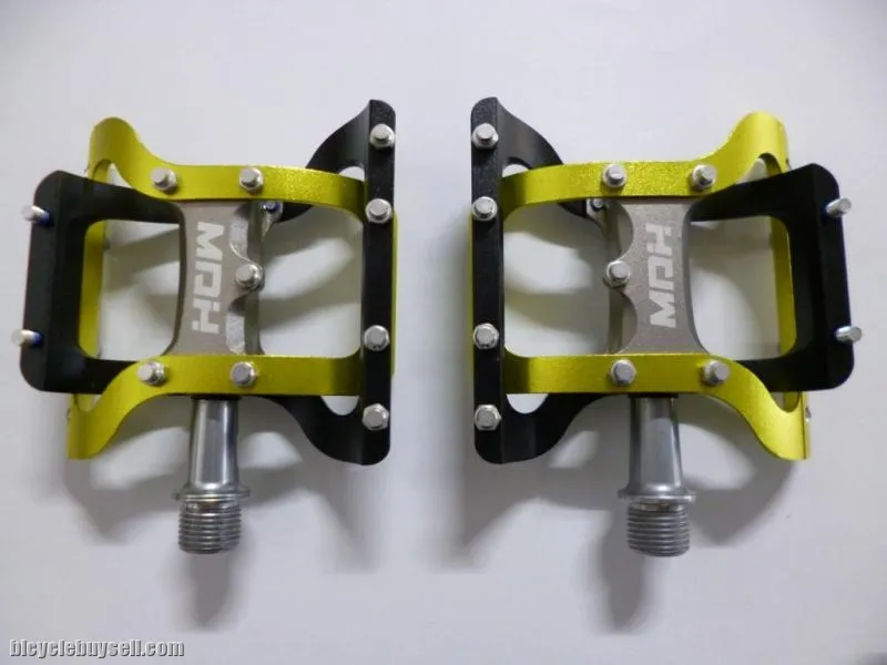 MDH PVA01 - Variety of colors - 100% CNC with Aluminium pins - Superlight SEaled bearing pedals