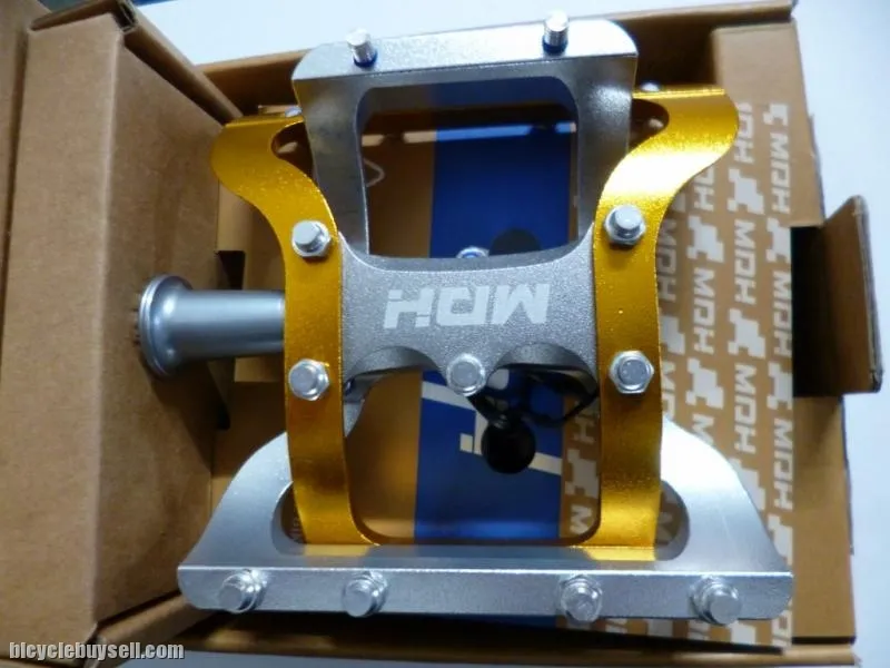 MDH PVA01 - Variety of colors - 100% CNC with Aluminium pins - Superlight SEaled bearing pedals