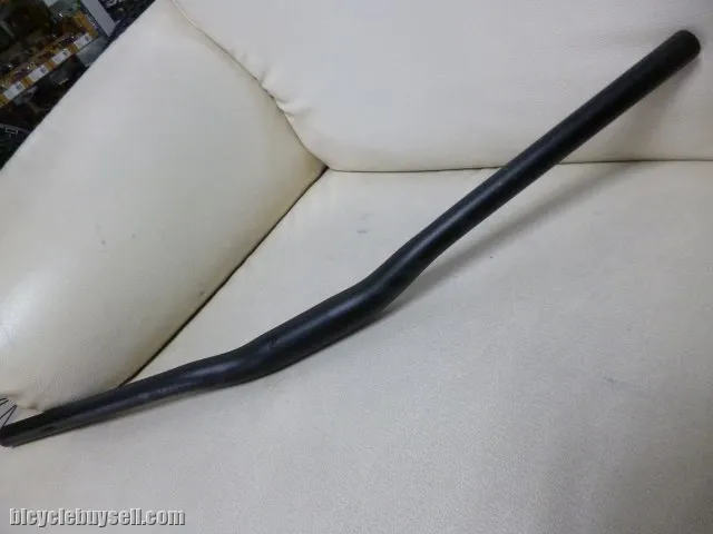 Wheeler Low Riser Bar
