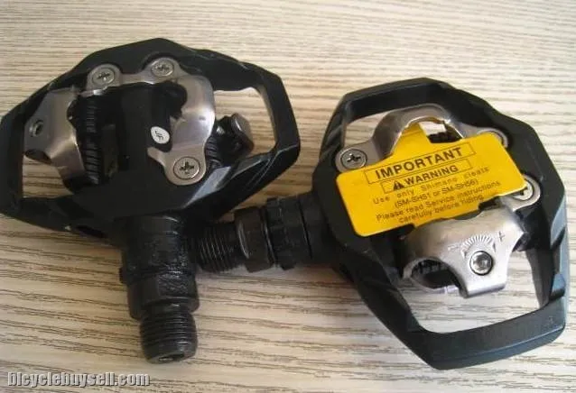 Shimano PD-M530 MTB SPD Pedals Original black white pedal