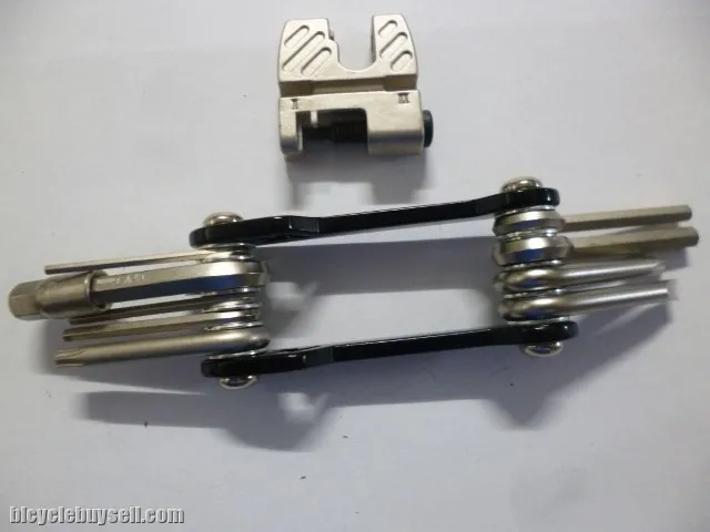 Alero 17 Function tool inclusive Chain Rivet Extractor - Original Hardened &amp; PRecision Special Tools