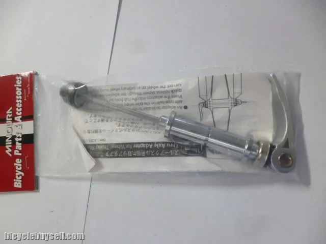 Minoura Skewers Converter for 15mm to standard 9mm for use on Wheel Truing STand