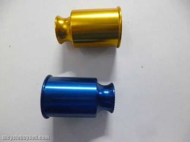 Extension Bracket At Right Side of Wheel Skewer Nut Lock to Attached Light Accesories