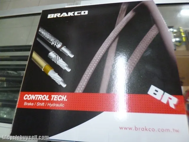 BRAKCO Hydraulic Hose For Shimano - High Quality with Super Stifff Wall for Powerful Braking - Black