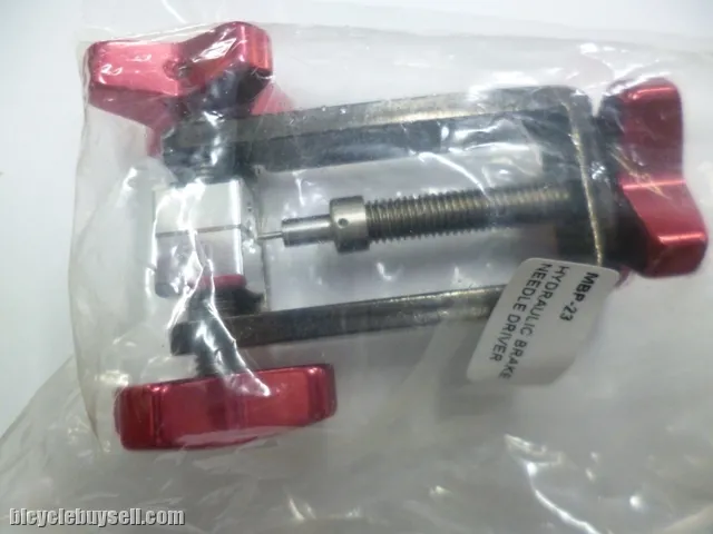 BRAKCO Hydraulic Needle Driver