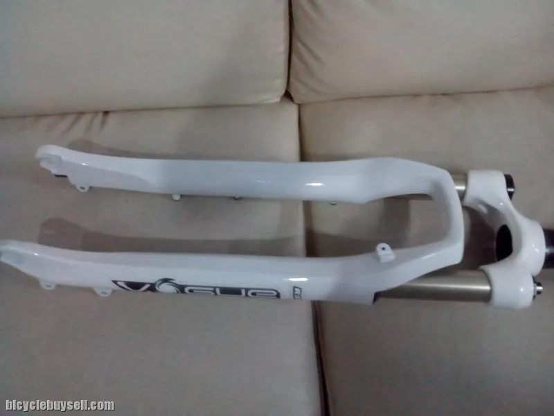 Rst vogue 80mm travel 700c fork -air Clearance OFFER!!