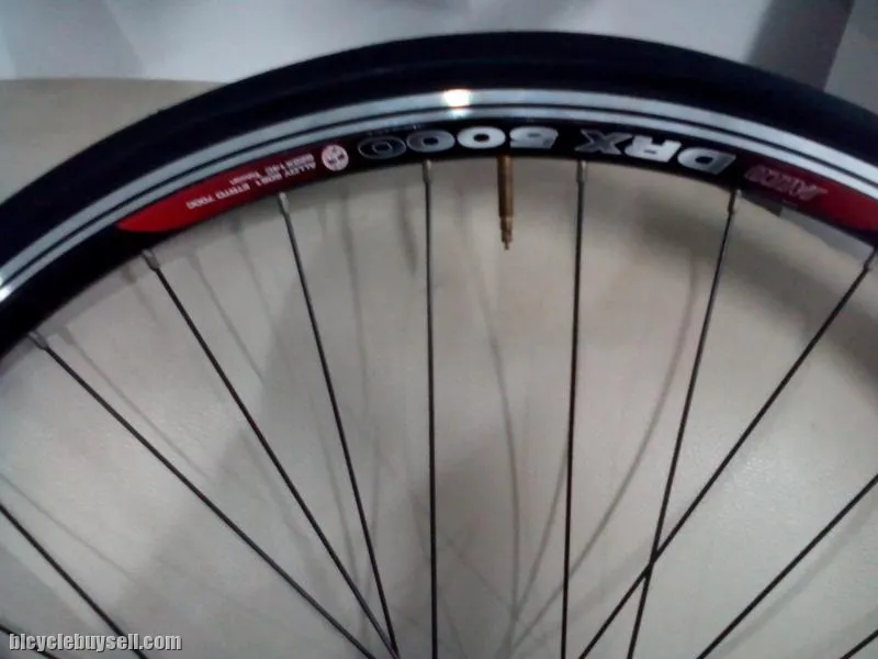 Jalco drx5000 700c road Wheelset with new tyres