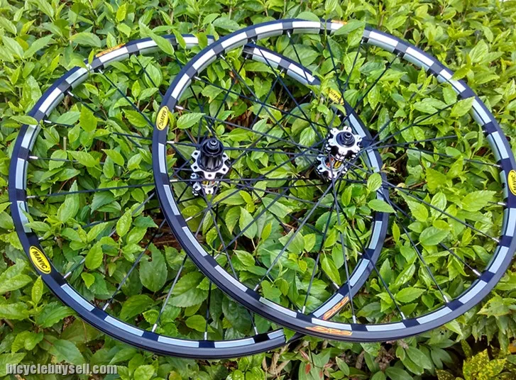 Original  Mavic Crossride disc mtb 26 27.5 29 wheelset 6 bolts clincher