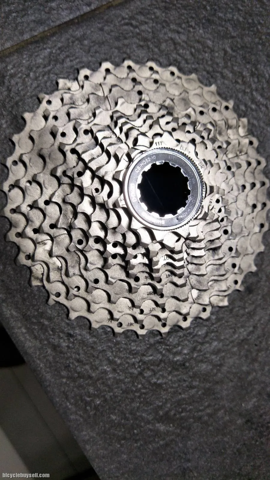 Shimano used 10speed cassette - 2 weeks usage only - perfect condition
