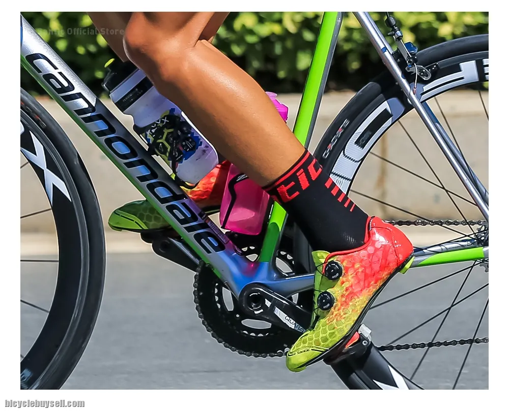 NEW YEAR SALE- SANTIC Alpha 1.0 Men Carbon Road Cycling Shoes - READY STOCK(Yellow)
