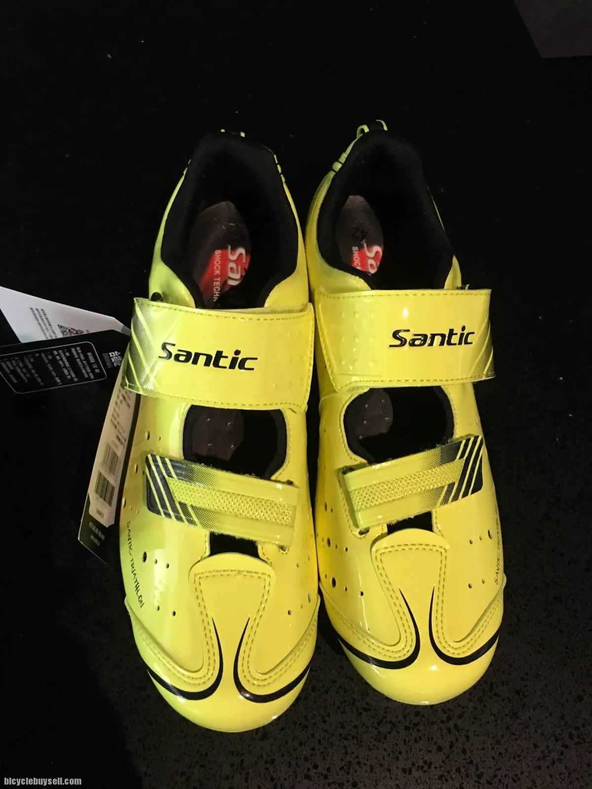 New Year SALE- SANTIC Cavin Triathlon Cycling Shoes(Carbon Fiber Soles) - READY STOCK