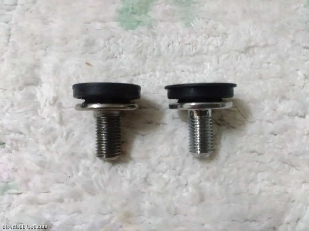 Crankset Alan Key Bolts &amp; Dust Cap - NOS