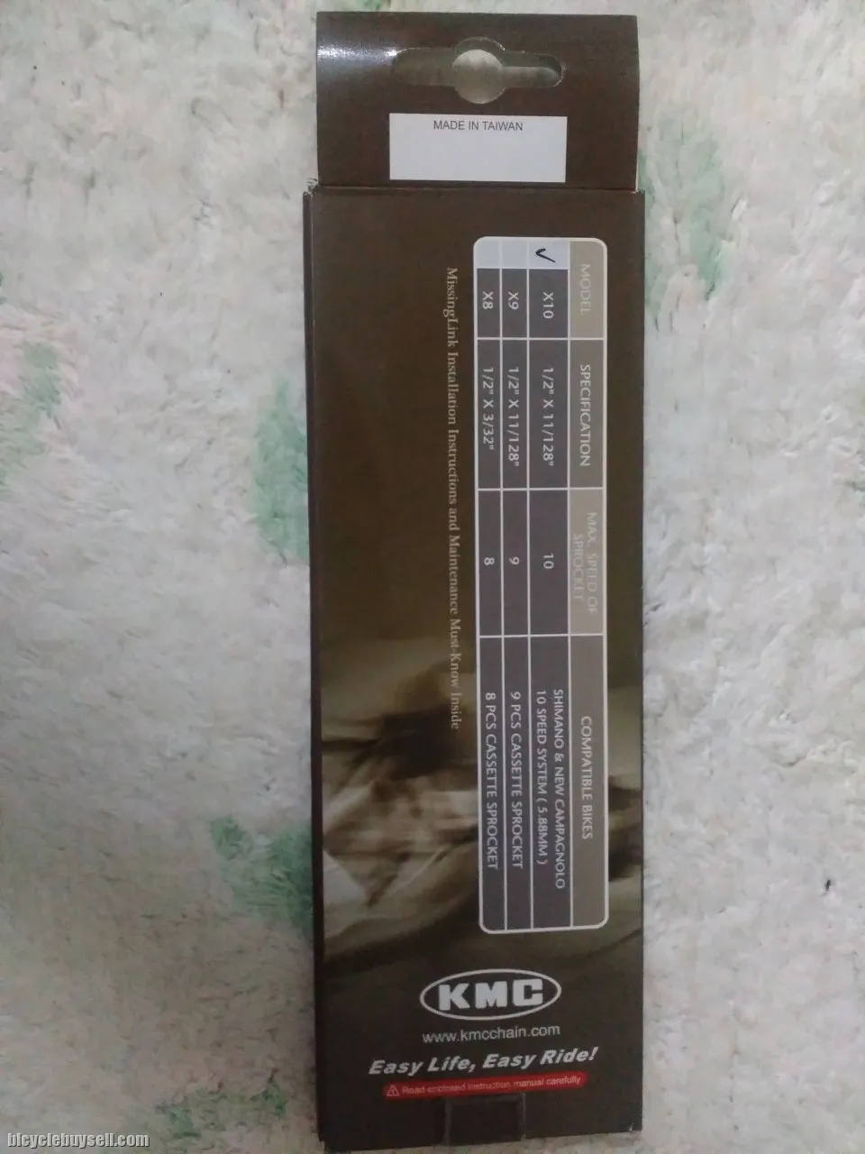 KMC 10 Speed Road bike Chain - New