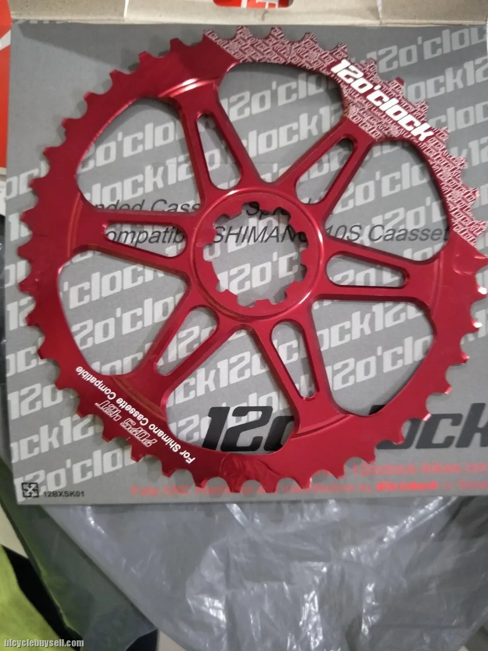 12oclock 42t giant cog cassete -buy wromg color new