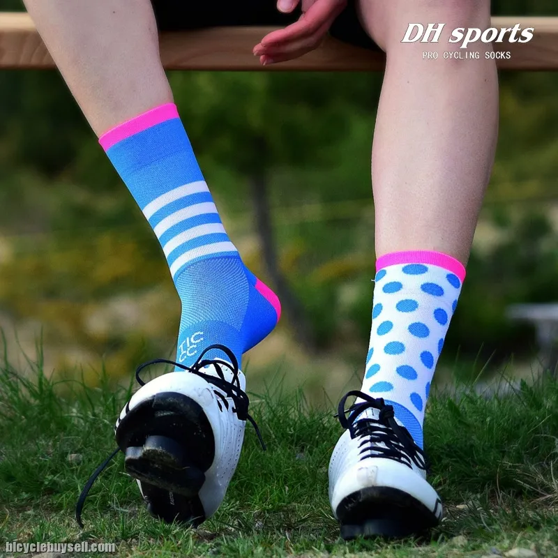 DH SPORTS Polka Dot Pro Cyling OUTDOOR MULTI SPORTS SOCKS
