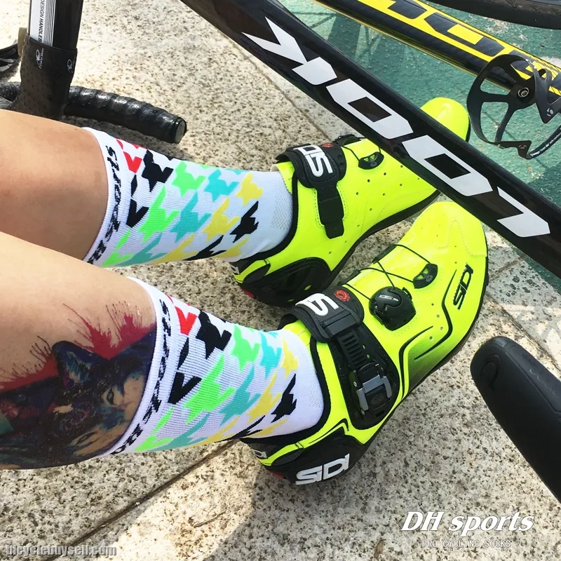 DH SPORTS Pro Cycling OUTDOOR MULTI SPORTS SOCKS