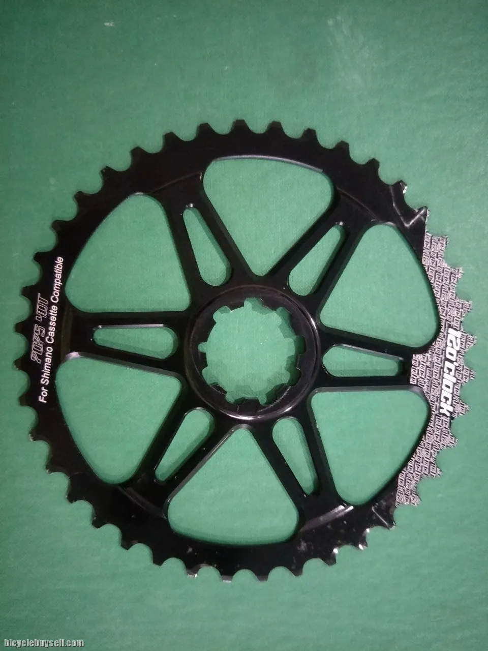 12oclock black 40t giant sprocket - last piece clearance offer