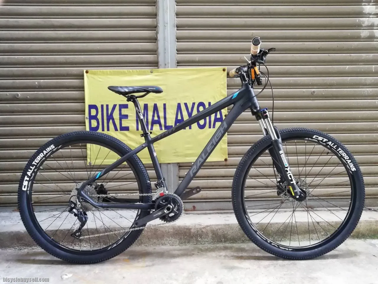 RALEIGH SCREE 27.5" SHIMANO 20-SPEED