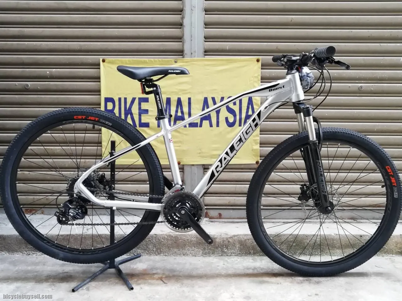RALEIGH QUEST 27.5" SHIMANO 24-SPEED