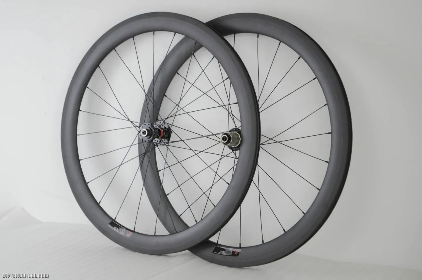 ðŸ’¢ðŸ’¢Only RM1269/pcðŸ’¢ðŸ’¢Original Taiwan Novatec custom build road disc carbon wheel set rim disc brake