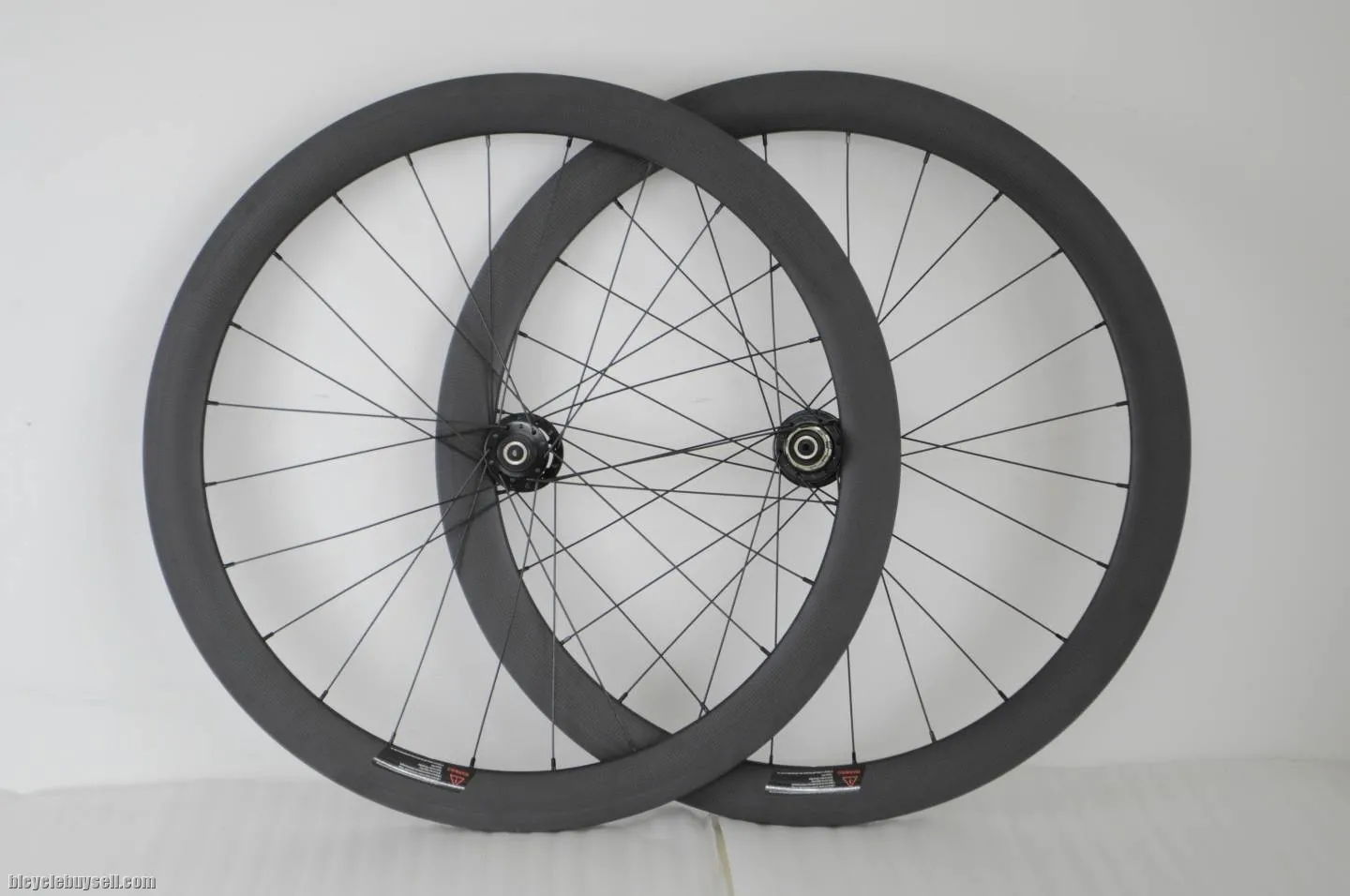 ðŸ’¢ðŸ’¢Only RM1269/pcðŸ’¢ðŸ’¢Original Taiwan Novatec custom build road disc carbon wheel set rim disc brake
