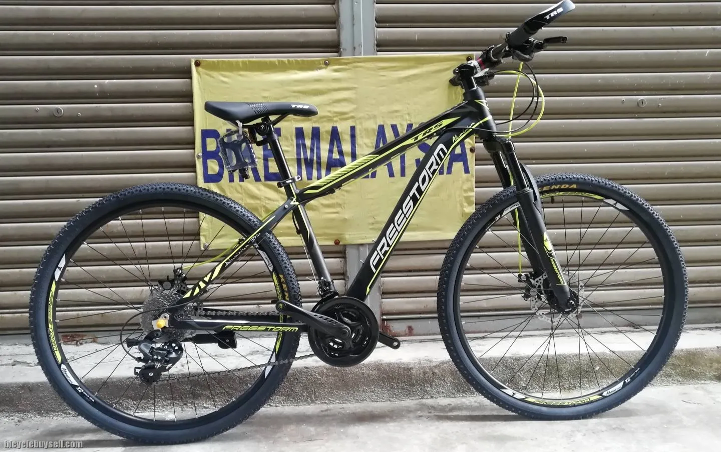 TRS 27.5" FREESTORM 24 SPEED