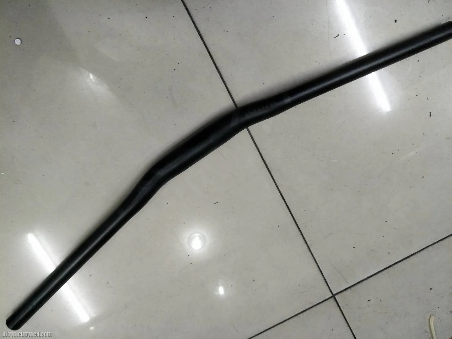 Wheeler low rise bar 700mm - last piece clearance