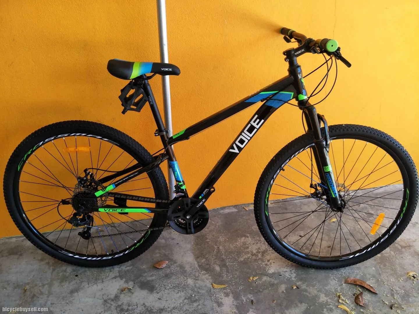 Voice 29er bike last unit clearance 24sp