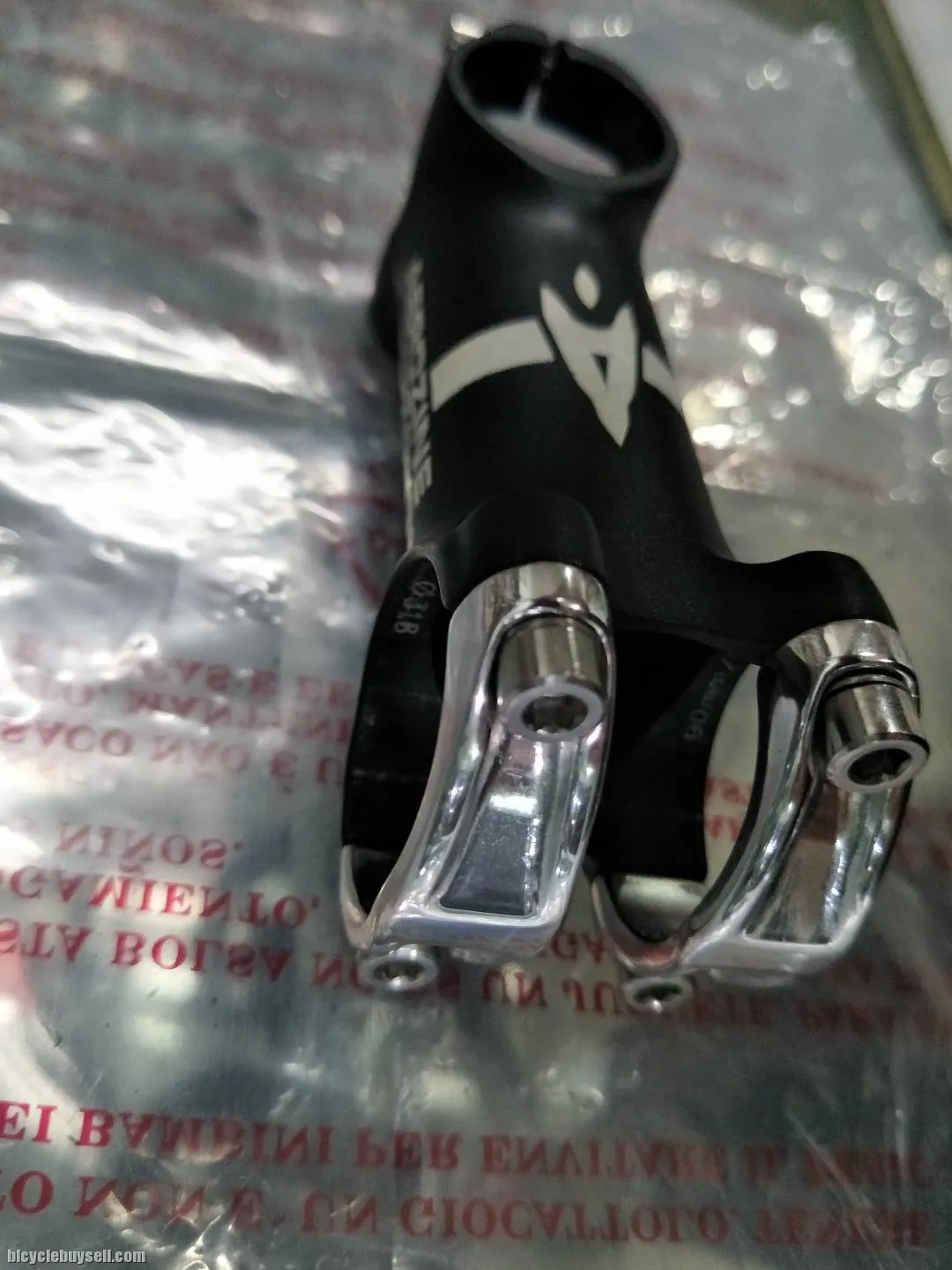 Aerozine 90mm 6degree ultralite stem - used for few rides only guaranteed ori