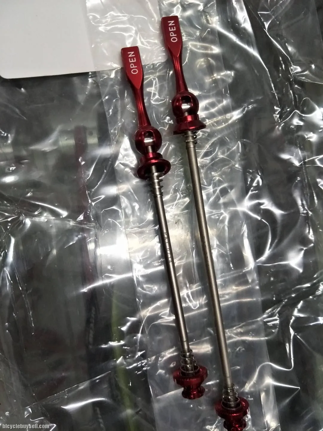 Ultralite token skewers - pair front n rear last set clearance