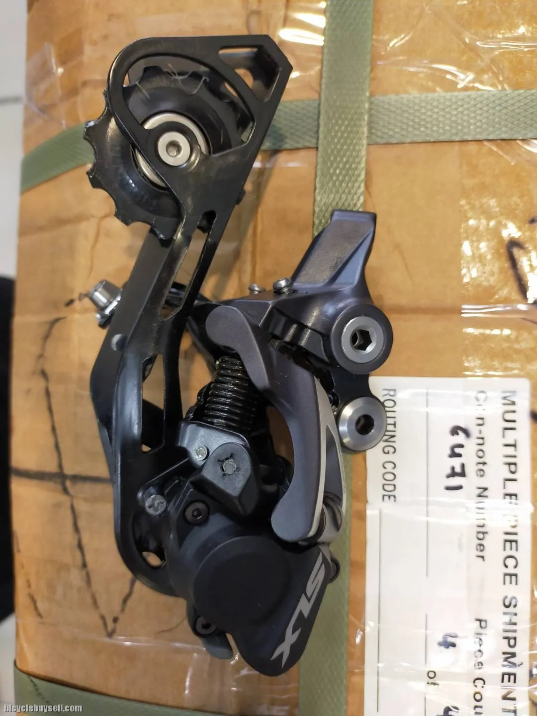 SHIMANO SLX REAR DERAILEUR RD 10SPEED WITH CLUTCH - LAST UNIT CLEARANCE