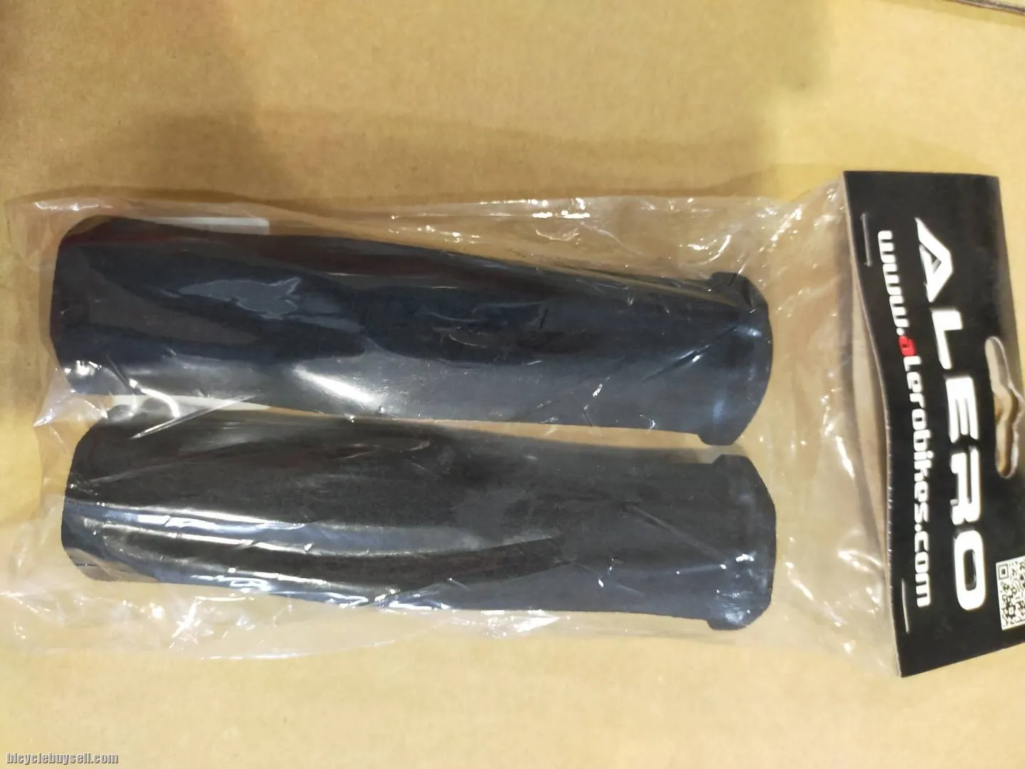 ALERO FOAM GRIP CLEARANCE SALES