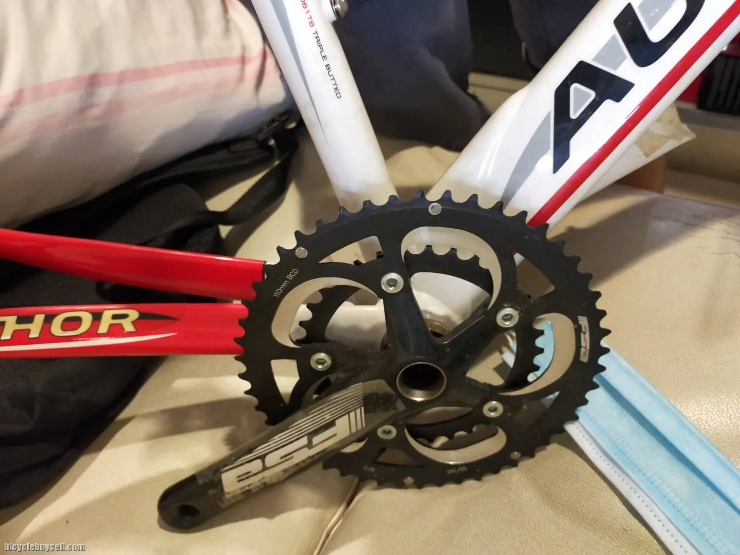AUTHOR A55 WITH CARBON FORK, HEADSET, FSA GOSSAMER CRANKSET N BB, RITCHEY LOGIC BAR AND RITCHEY COMP