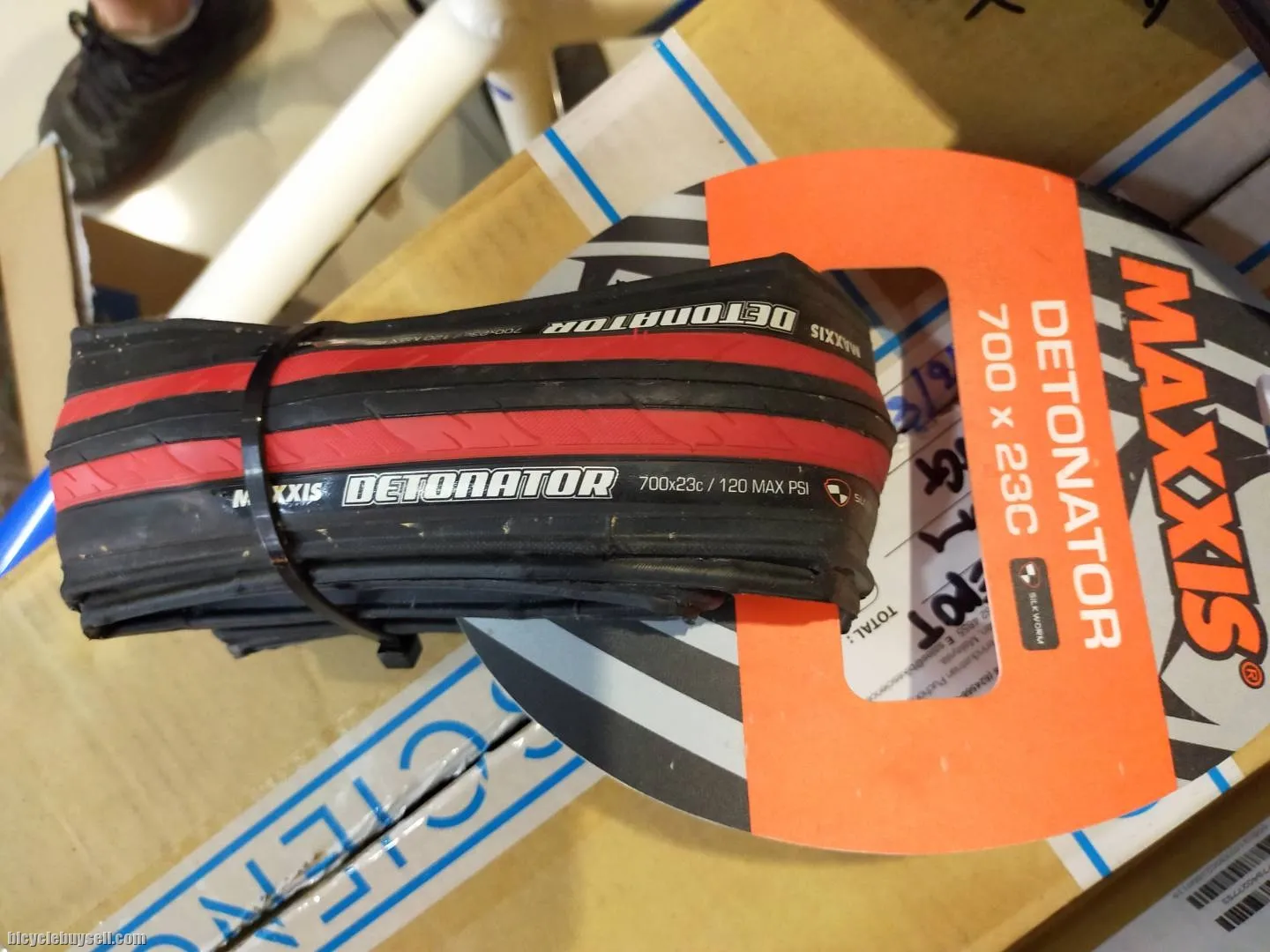 MAXXIS DETONATOR 700X23C CLEARANCE SALES
