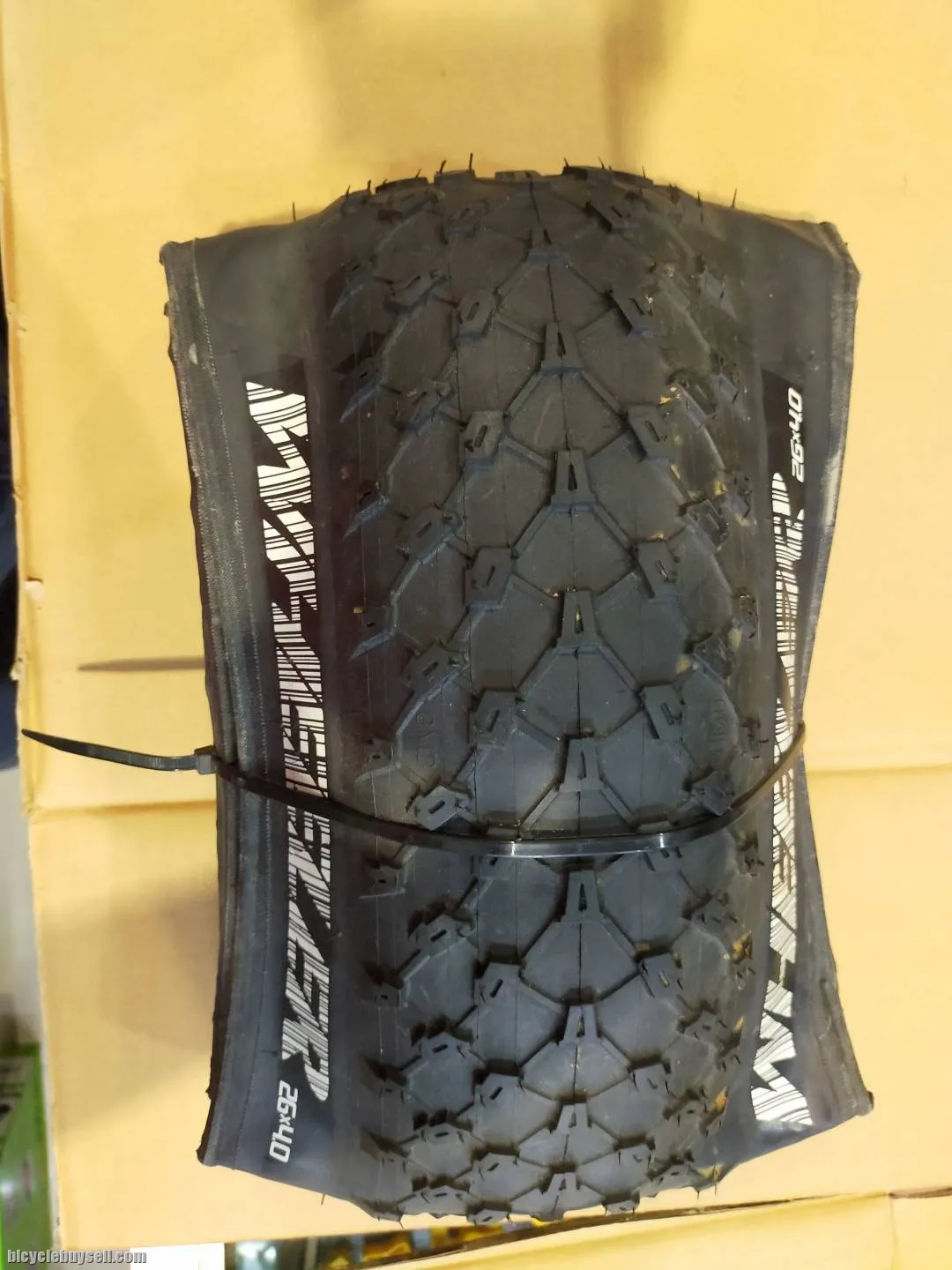 WHEELER FATBIKE TIRE 26X4.0 KEVLAR FOLDABLE TIRE - LAST UNIT CLEARANCE FROM STORE