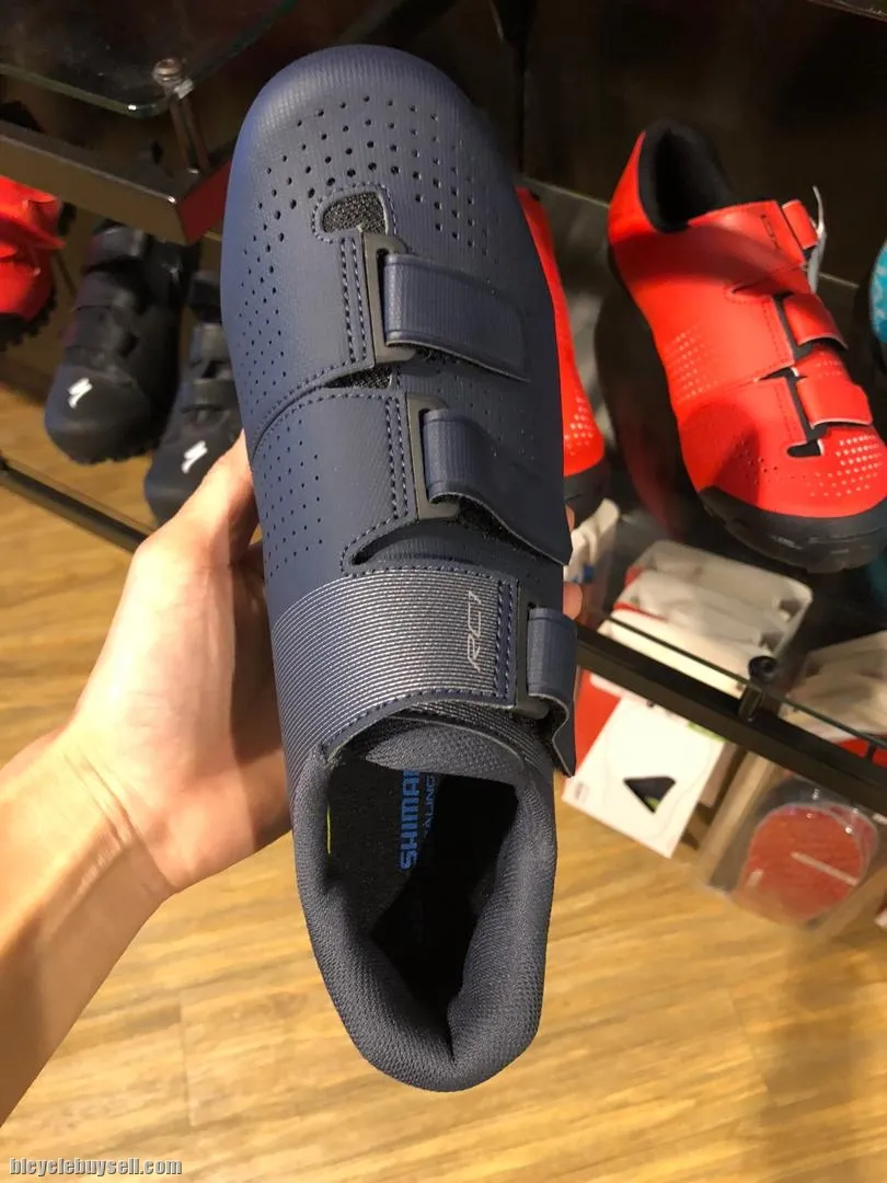 SHIMANO RC 1 black 2021 model(road shoes )