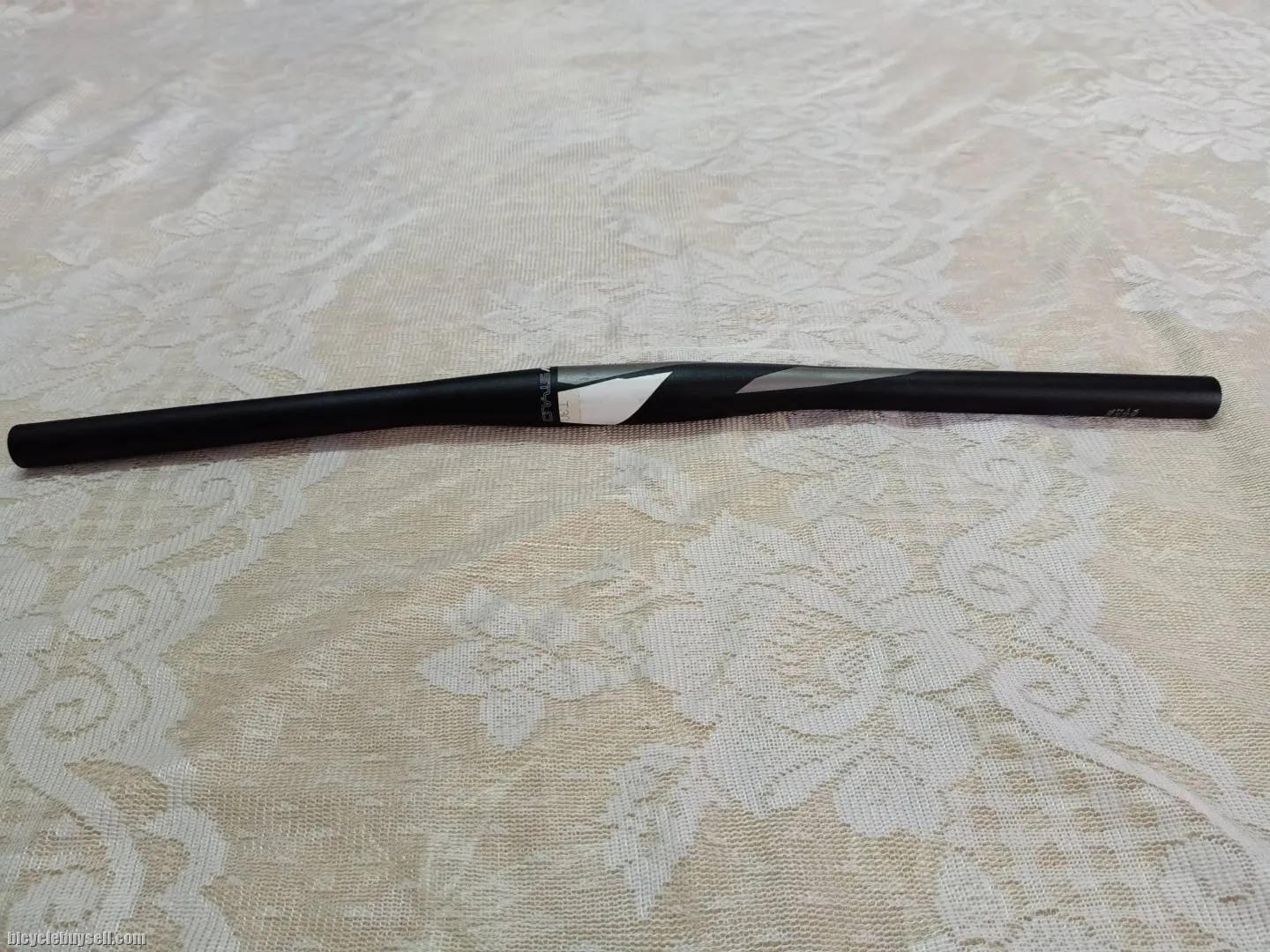 TRUVATIV STYLO T30 Flat MTB Handlebars