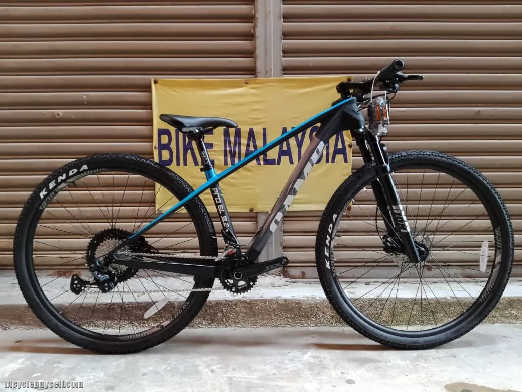 CAMP PRO SL 9.2 SHIMANO SLX 29" CARBON FRAME