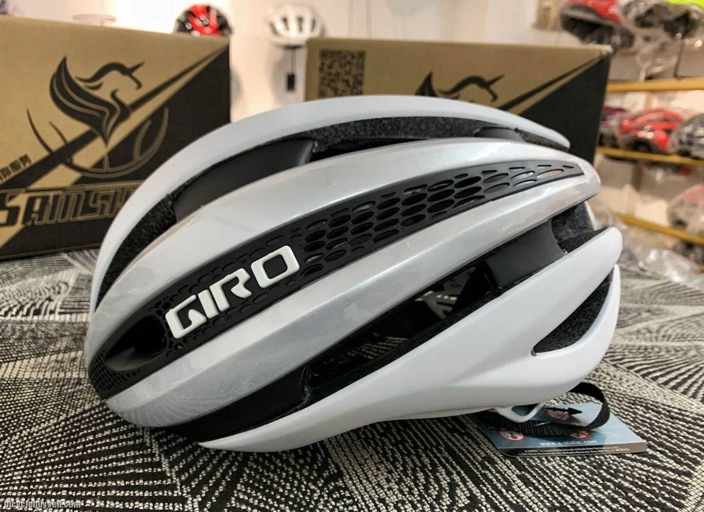 Cycling Helmet Women Men Bicycle Helmet MTB Bike Mountain Road Cycling Safety Riding Helmet Ultralig