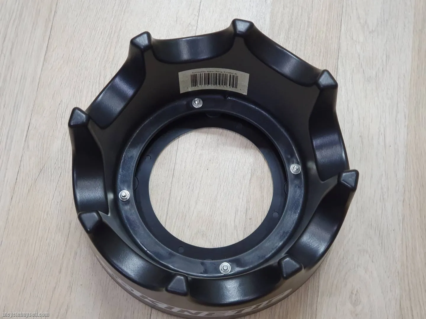 Kinetic Turntable Riser Ring