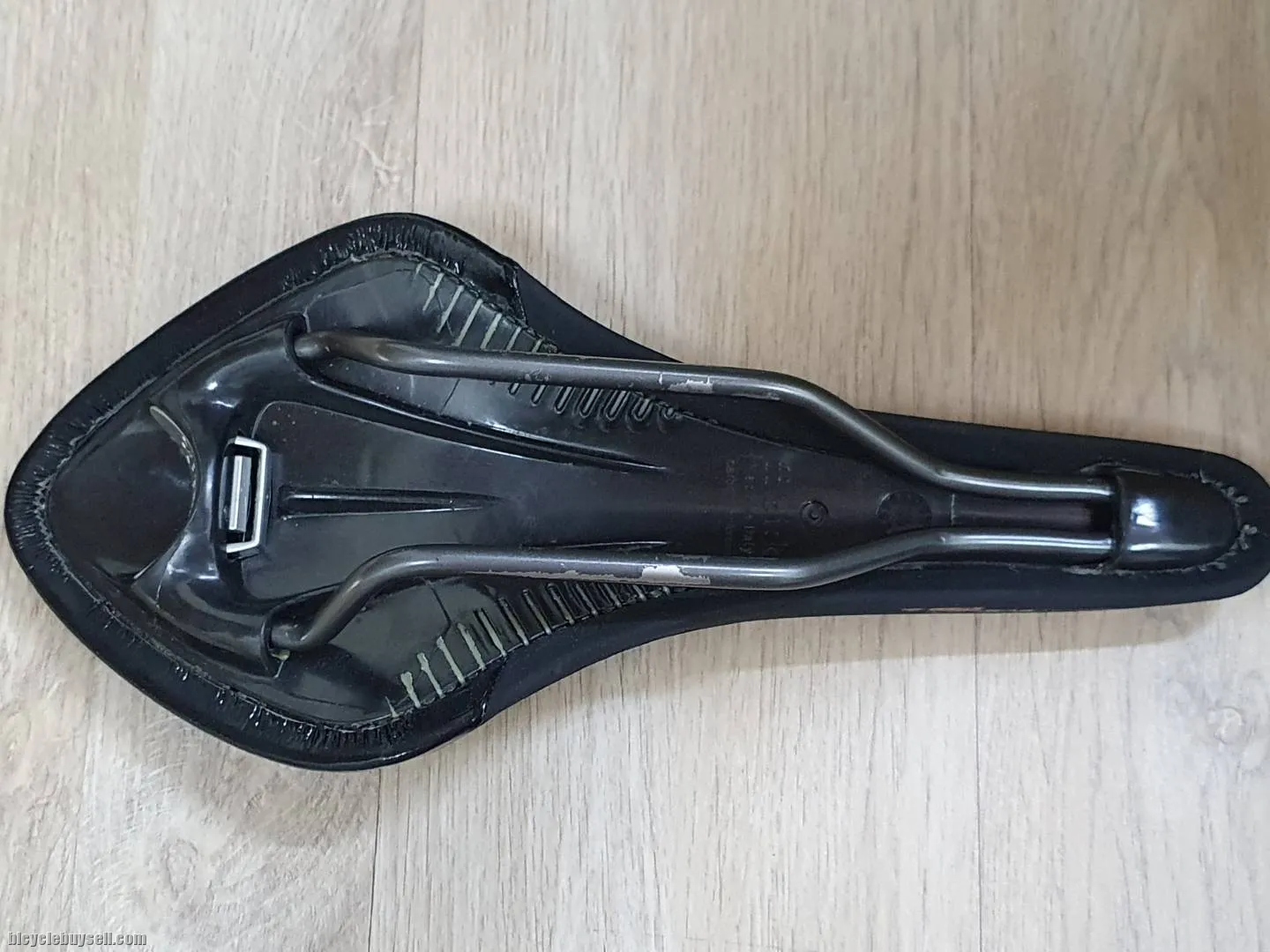 Fizik Arione Tri 2 Saddle