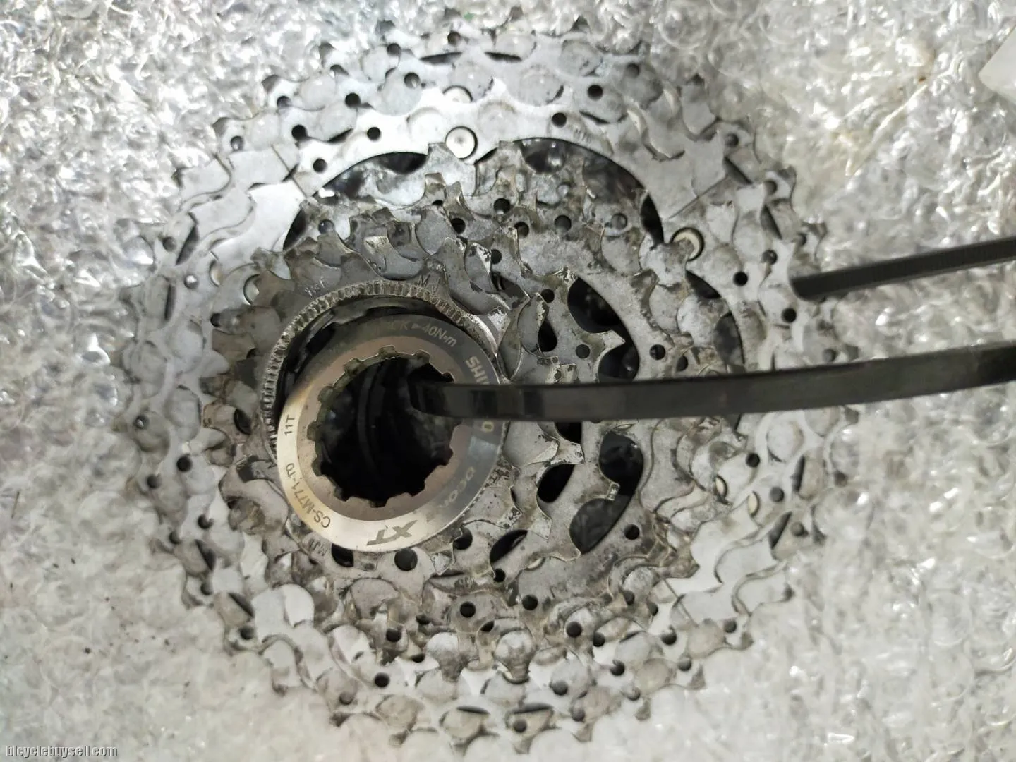 SHIMANO DEORE XT CASSETTE USED LESS THAN 4 MONTHS 11-36T 10SPED - TIP TOP