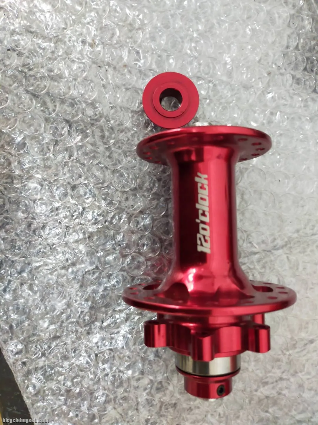 12OCLOCK FRONT HUB 9MM USED LESS THAN 3 MONTHS