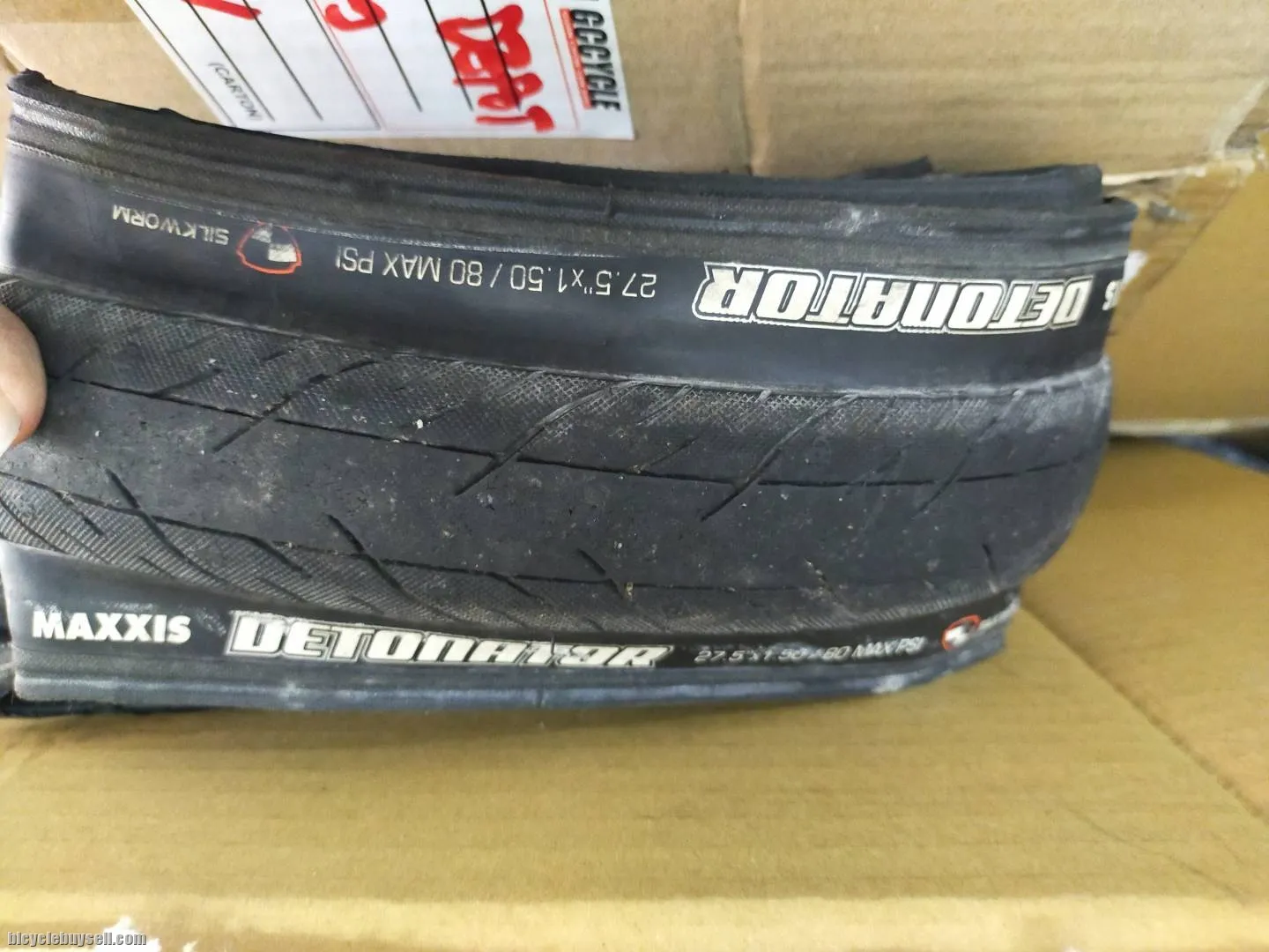 MAXXIS DETONATOR 27.5X1.5 USED TIRE (USAGE LESS THAN 80KM